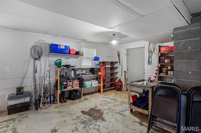 112 Village Creek Road, Fredericktown, MO 63645