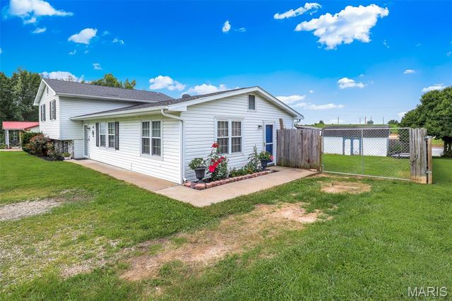 112 Village Creek Road, Fredericktown, MO 63645
