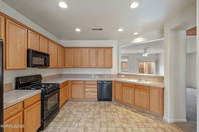 481 S Sand Crane Circle, Sparks, NV 89436