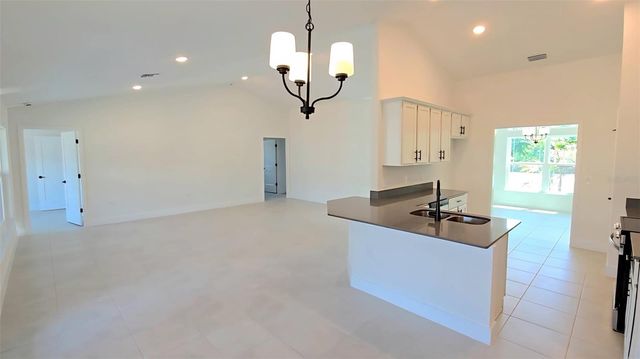 4157 N CHAMBERLAIN BOULEVARD, North Port, FL 34286