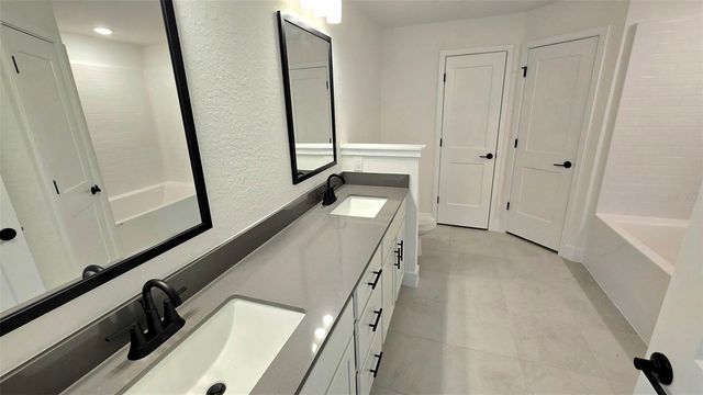 4157 N CHAMBERLAIN BOULEVARD, North Port, FL 34286