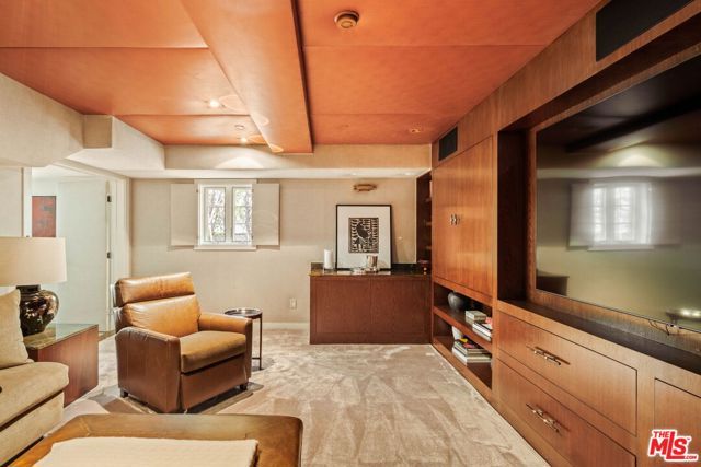 712 N Arden Drive, Beverly Hills, CA 90210