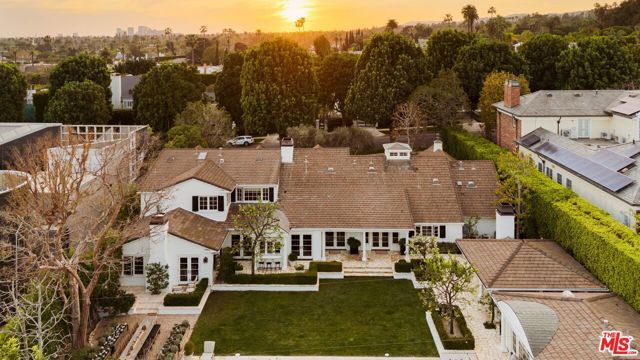 712 N Arden Drive, Beverly Hills, CA 90210