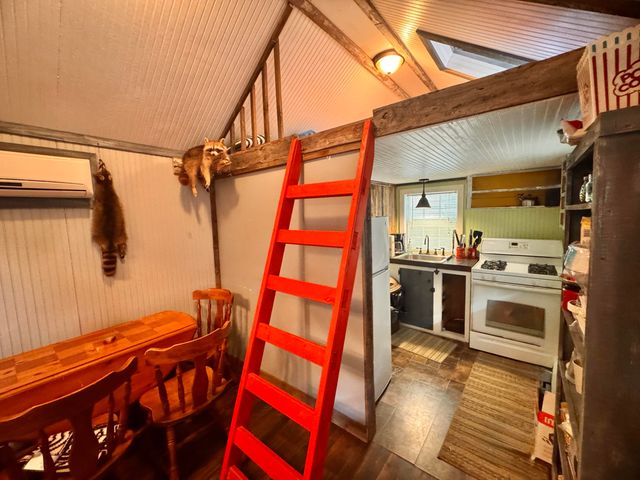 65 Mulberry Drive, Burnside, KY 42519