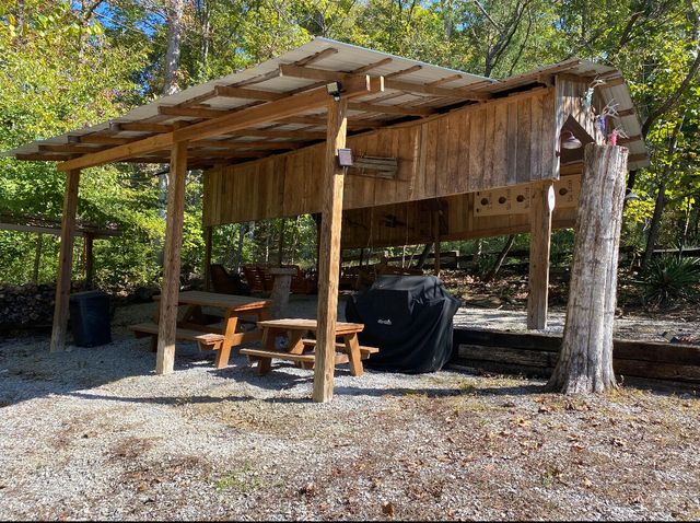 65 Mulberry Drive, Burnside, KY 42519