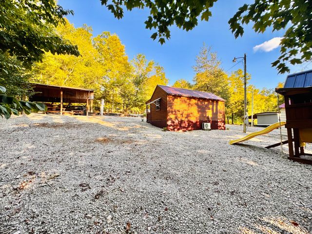 65 Mulberry Drive, Burnside, KY 42519