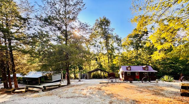 65 Mulberry Drive, Burnside, KY 42519