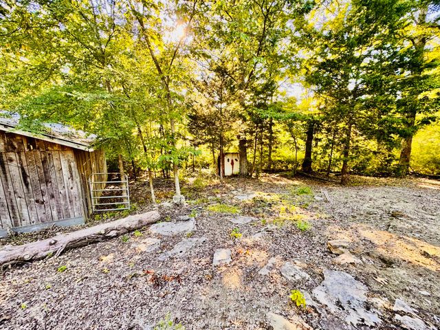 65 Mulberry Drive, Burnside, KY 42519