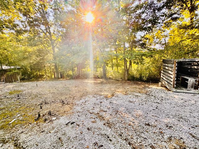 65 Mulberry Drive, Burnside, KY 42519