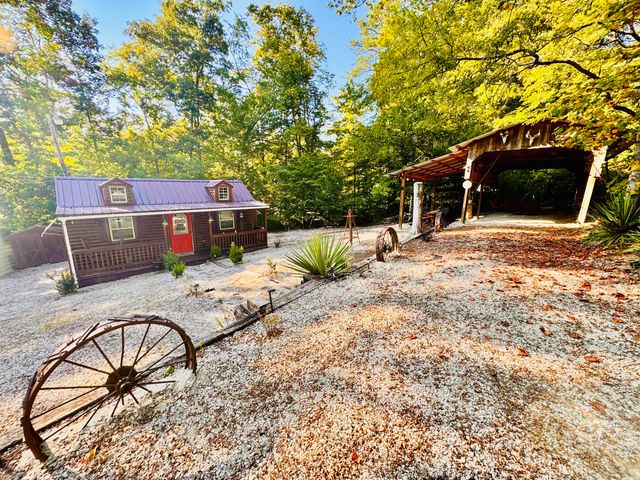 65 Mulberry Drive, Burnside, KY 42519