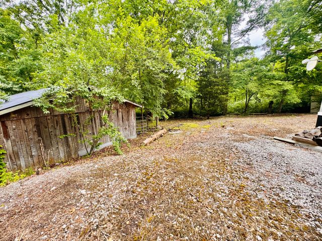 65 Mulberry Drive, Burnside, KY 42519