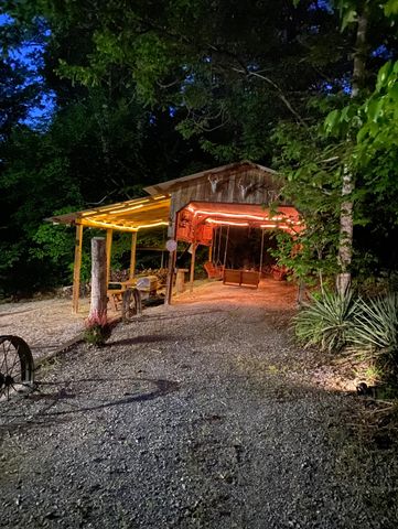 65 Mulberry Drive, Burnside, KY 42519