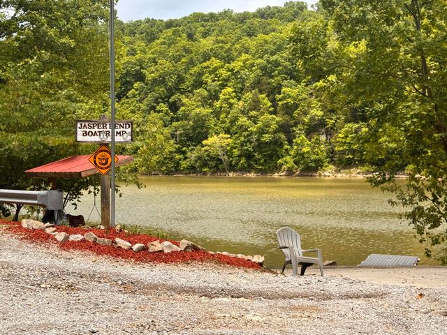 65 Mulberry Drive, Burnside, KY 42519