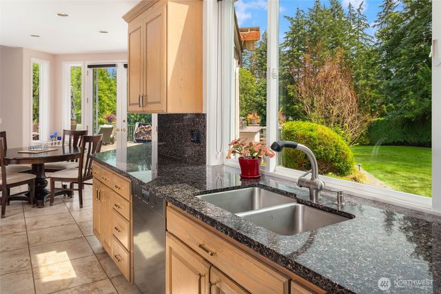 21315 SE 11th Street, Sammamish, WA 98075