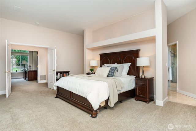 21315 SE 11th Street, Sammamish, WA 98075