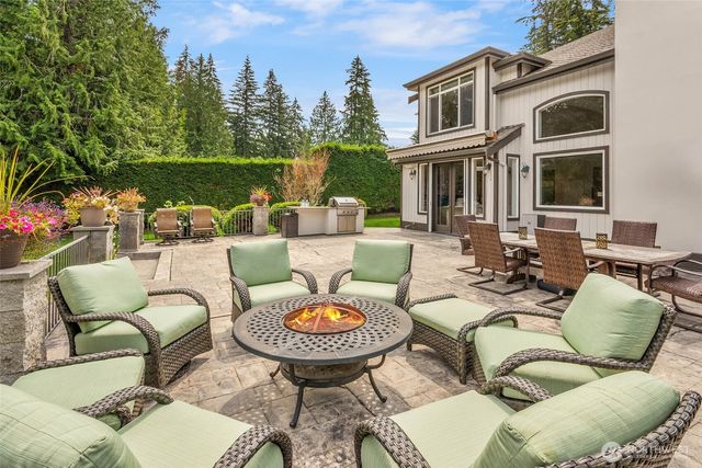 21315 SE 11th Street, Sammamish, WA 98075