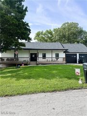 1780 Candlestick Drive, Zanesville, OH 43701