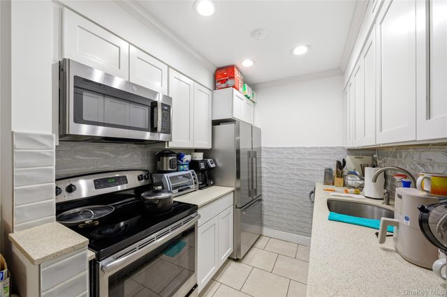 1005 Colony Drive, Hartsdale, NY 10530