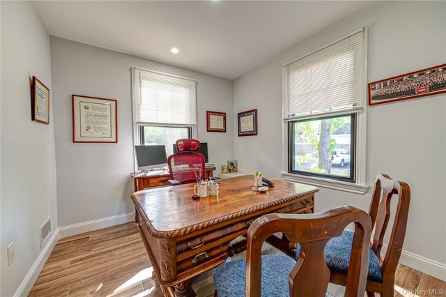 34 Dewey Street, Huntington, NY 11743