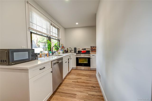 34 Dewey Street, Huntington, NY 11743