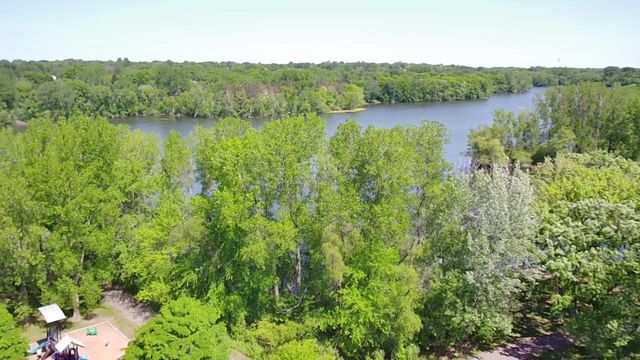 9176 Sierra Road, Woodbury, MN 55125