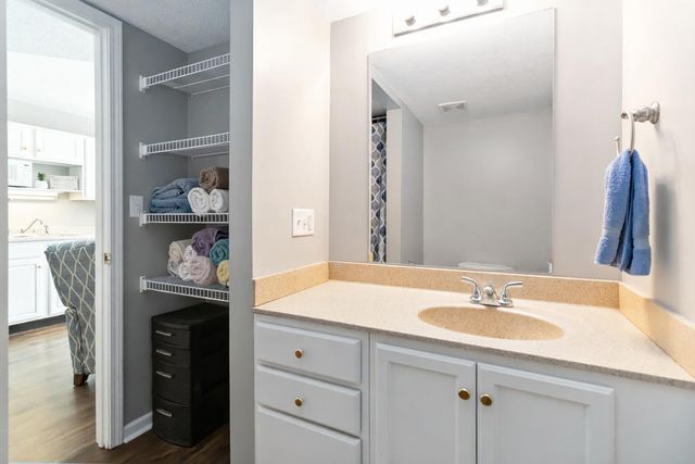 362 Whisper Woods Drive, Somerset, KY 42503