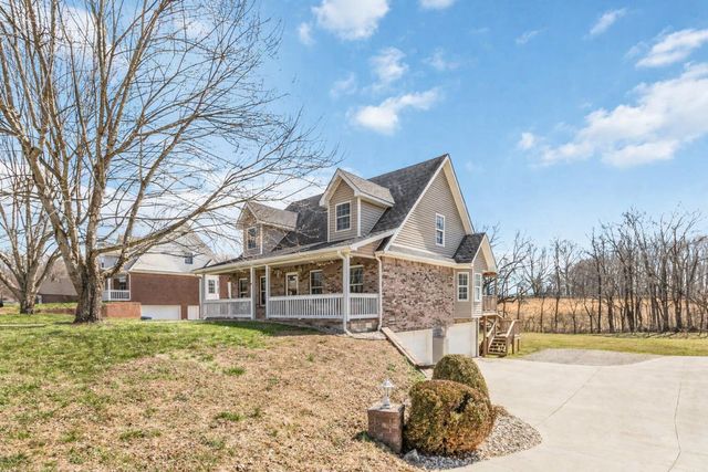362 Whisper Woods Drive, Somerset, KY 42503
