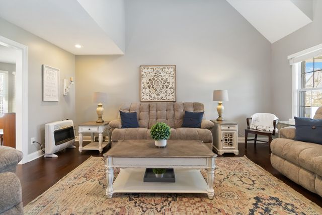 362 Whisper Woods Drive, Somerset, KY 42503