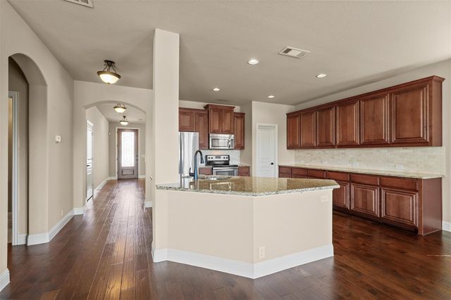 1305 Greenrock Court, Midlothian, TX 76065