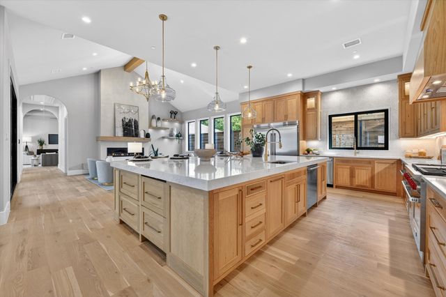 11028 Edgemere Road, Dallas, TX 75230