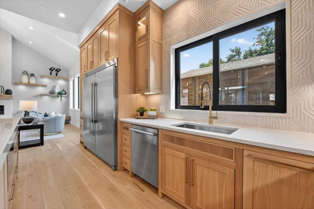 11028 Edgemere Road, Dallas, TX 75230