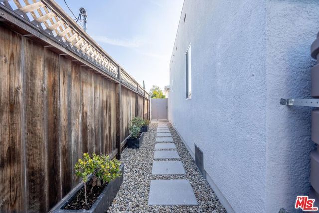5705 Jamieson Avenue, Encino (los Angeles), CA 91316