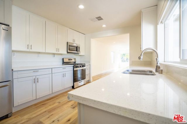 5705 Jamieson Avenue, Encino (los Angeles), CA 91316