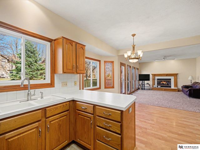 13518 Taylor Street, Omaha, NE 68164