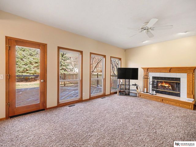 13518 Taylor Street, Omaha, NE 68164