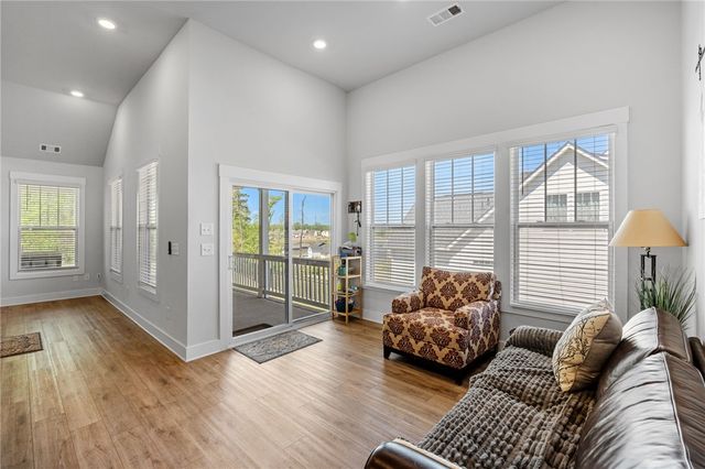 210 Maverick Trail, Central, SC 29630