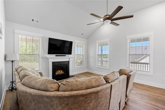 210 Maverick Trail, Central, SC 29630