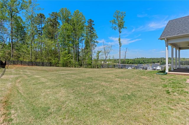 210 Maverick Trail, Central, SC 29630