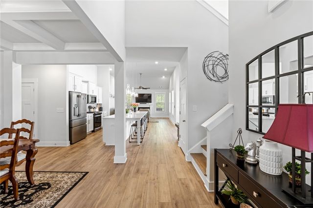 210 Maverick Trail, Central, SC 29630