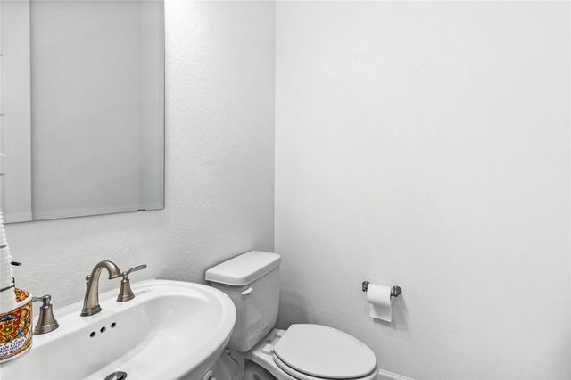 14 Arctic Tern Circle, Magnolia, TX 77354