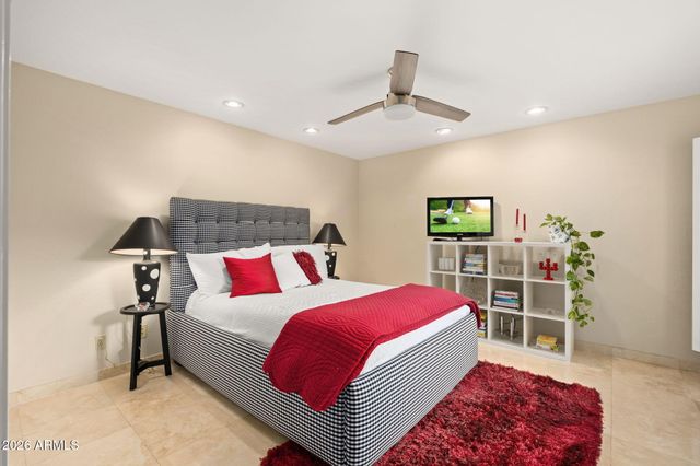 10050 E MOUNTAINVIEW LAKE Drive 10, Scottsdale, AZ 85258