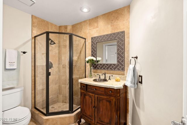 10050 E MOUNTAINVIEW LAKE Drive 10, Scottsdale, AZ 85258