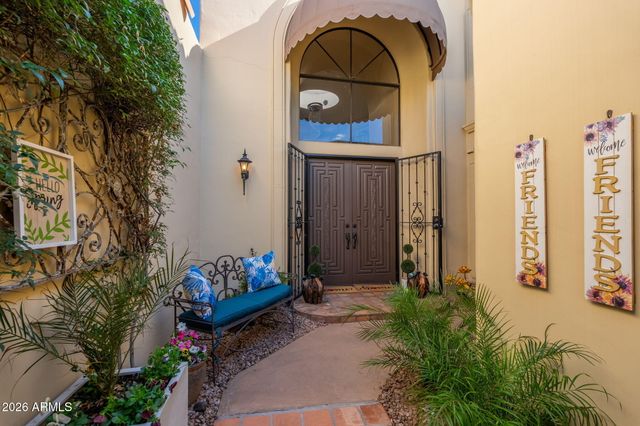 10050 E MOUNTAINVIEW LAKE Drive 10, Scottsdale, AZ 85258