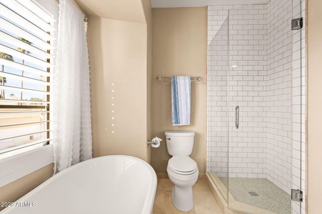 10050 E MOUNTAINVIEW LAKE Drive 10, Scottsdale, AZ 85258