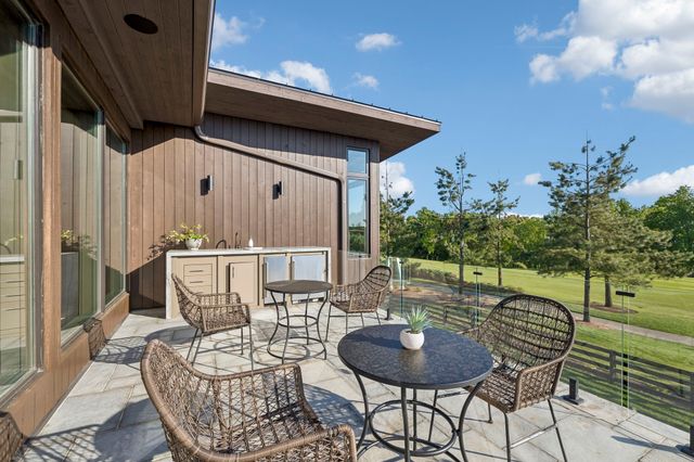 8005 Backwoods Dr, College Grove, TN 37046
