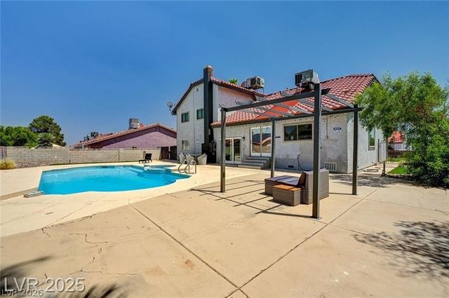 6352 Peppermill Drive, Las Vegas, NV 89146