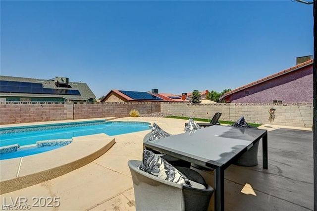 6352 Peppermill Drive, Las Vegas, NV 89146