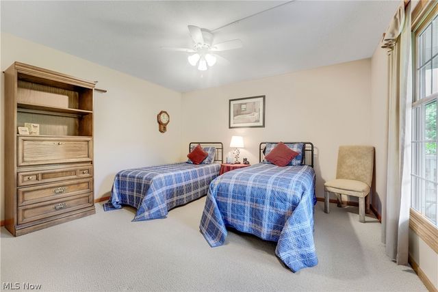 17800 Settlers Trail, Chagrin Falls, OH 44023