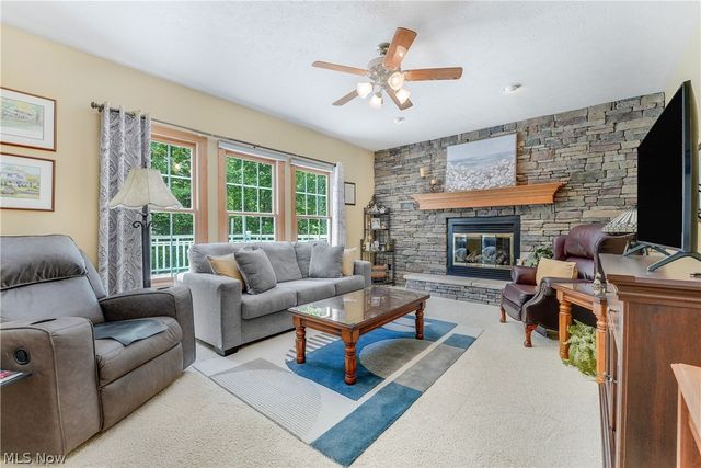 17800 Settlers Trail, Chagrin Falls, OH 44023