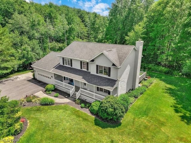 17800 Settlers Trail, Chagrin Falls, OH 44023